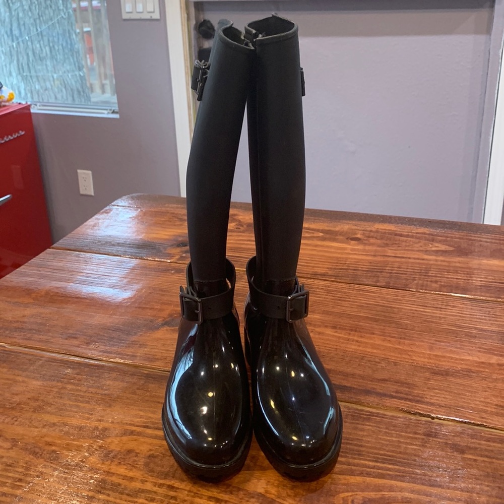 Black Tall Rain Boots